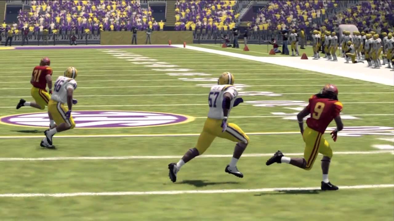 NCAA Football 13